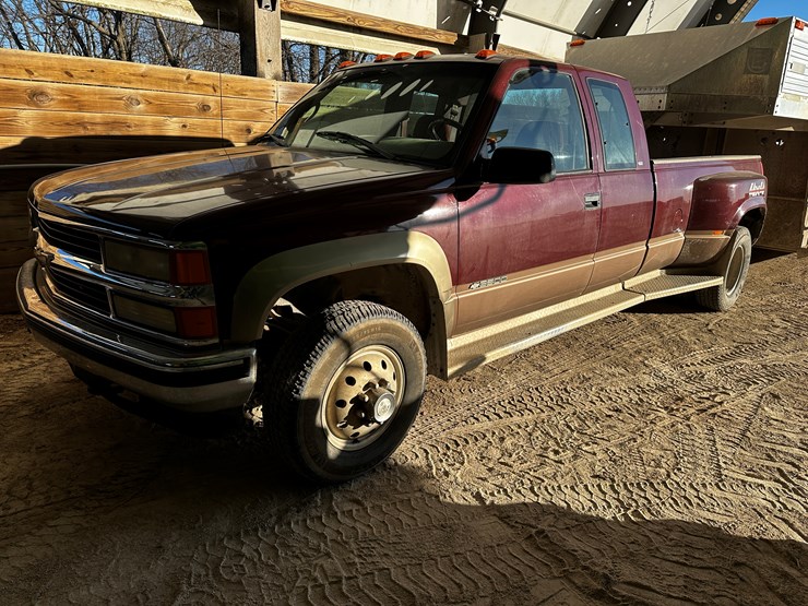 chevrolet-3500-image-1