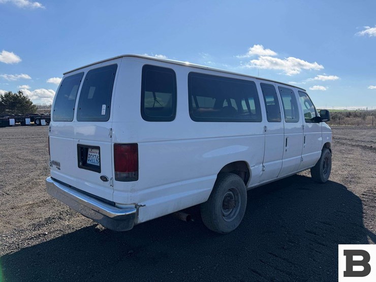 2006-ford-econoline-350-image-5