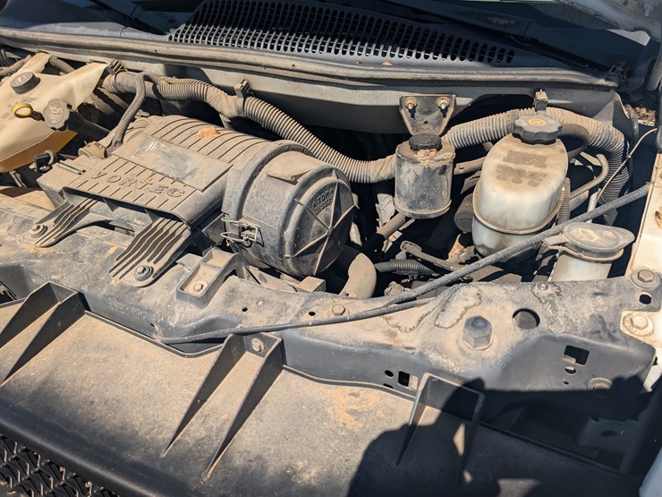 2010-chevrolet-express-3500-image-8