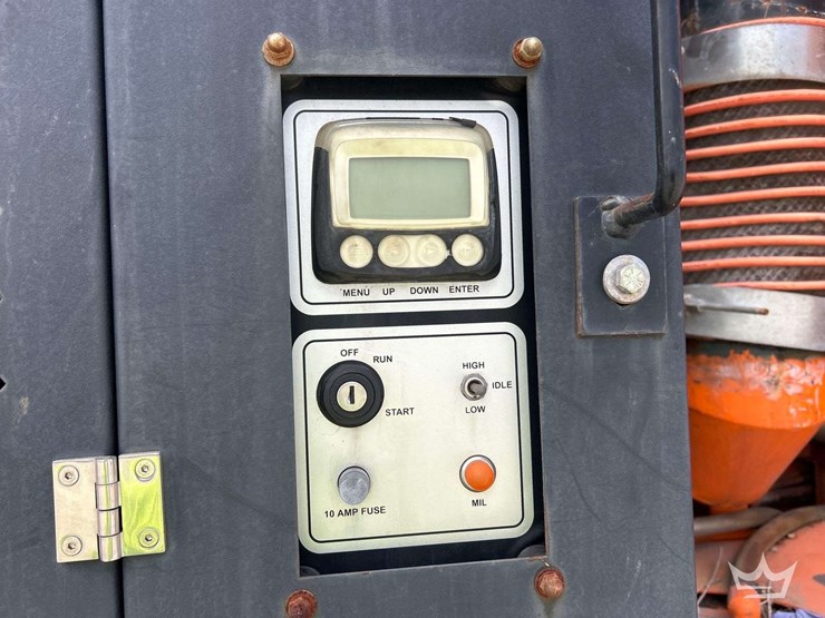 2020-freightliner-114sd-image-19