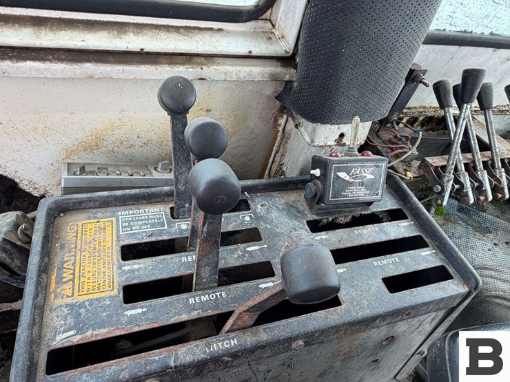 case-2670-tractor-image-39