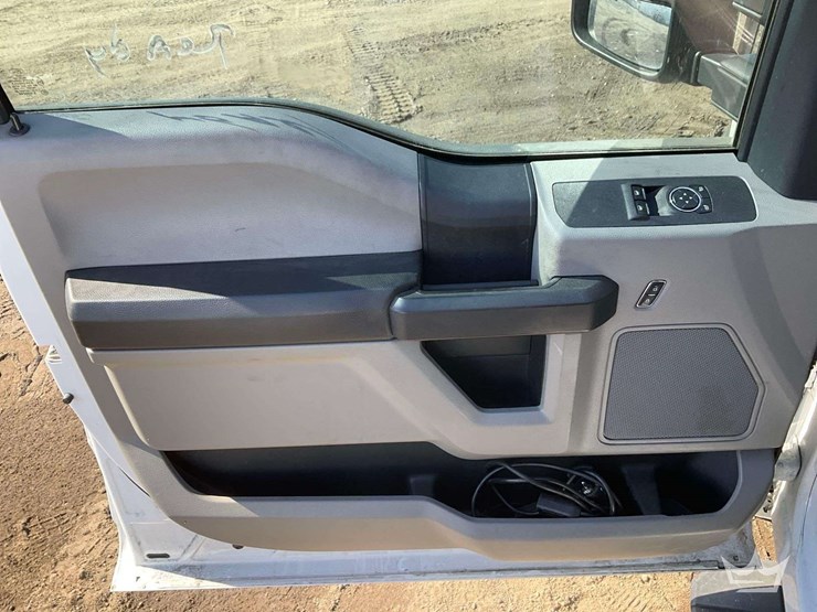 2017-ford-f250-image-11