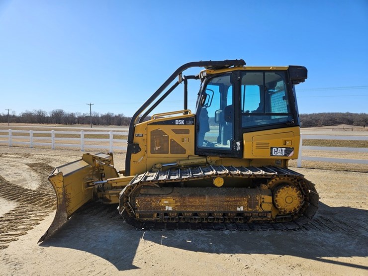 caterpillar-d5k-lgp-image-2