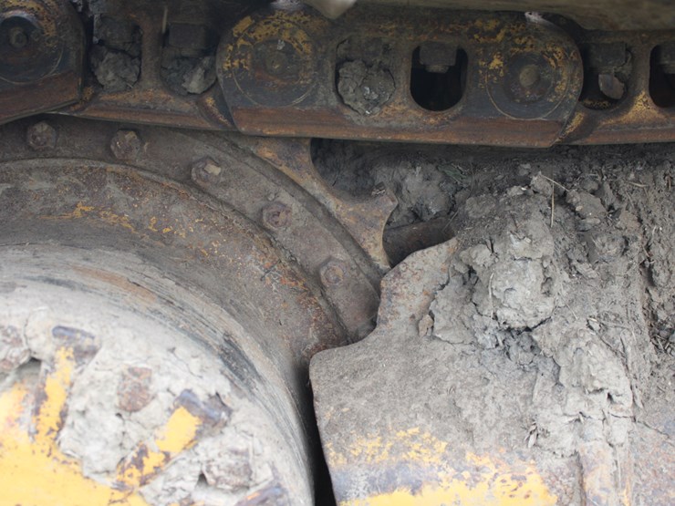 caterpillar-d5k-image-11