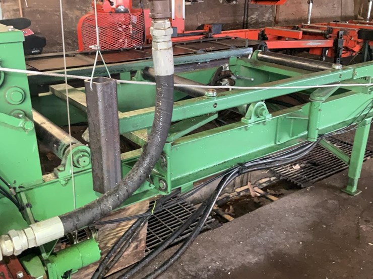 #203-•-2016-frontline-board-edger-image-31