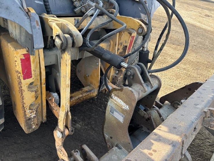 case-570l-xt-image-18