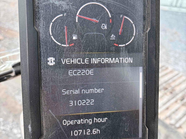 2016-volvo-ec220e-image-20