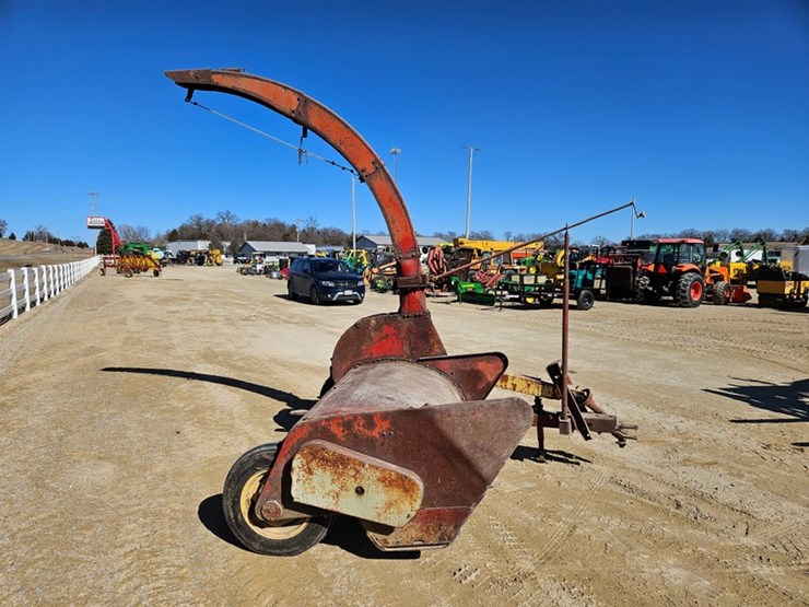 new-holland-33-image-6