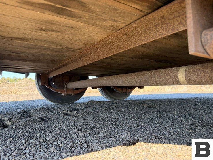 1987-circle-j-horse-trailer-image-16