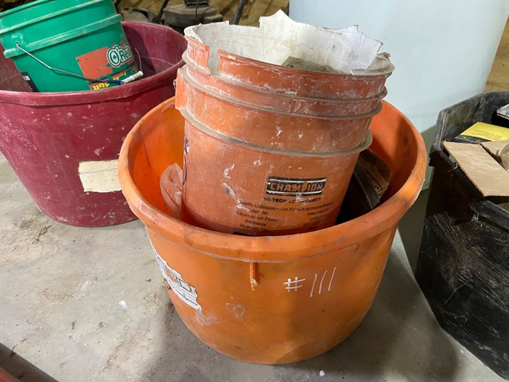 #111-•-tub-disc-blades-and-nails-image-1