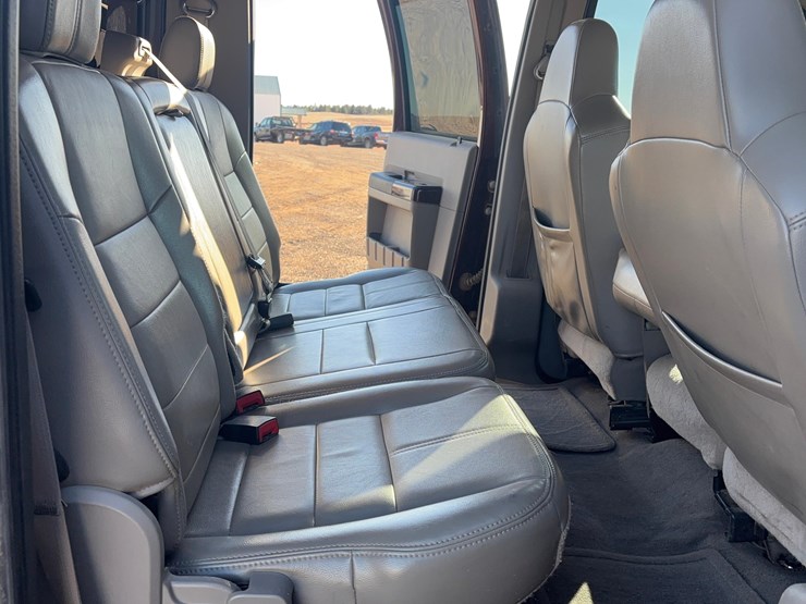2010-ford-f350-image-11