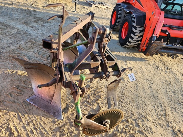 john-deere-125-image-8