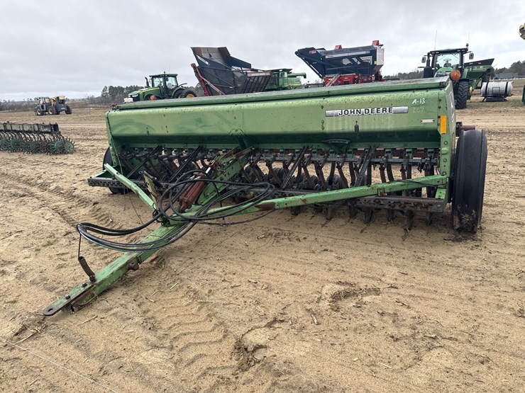 john-deere-450-image-2