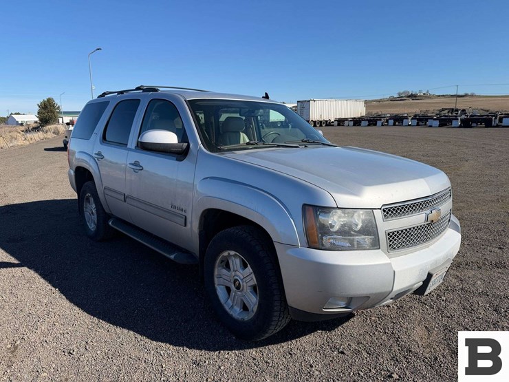 2011-chevrolet-tahoe-image-7