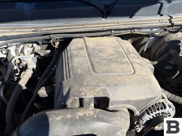 2013-chevrolet-silverado-1500-image-35