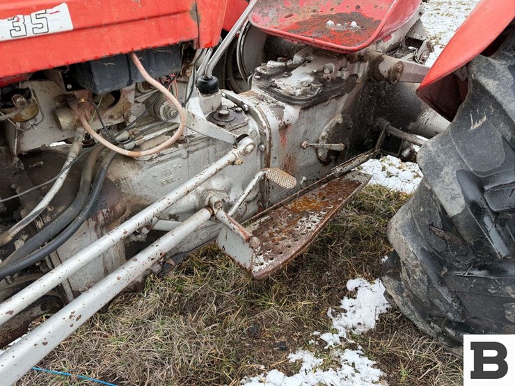 ferguson-35-image-12