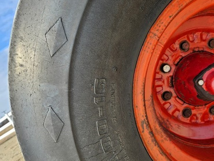 international-1586-image-44