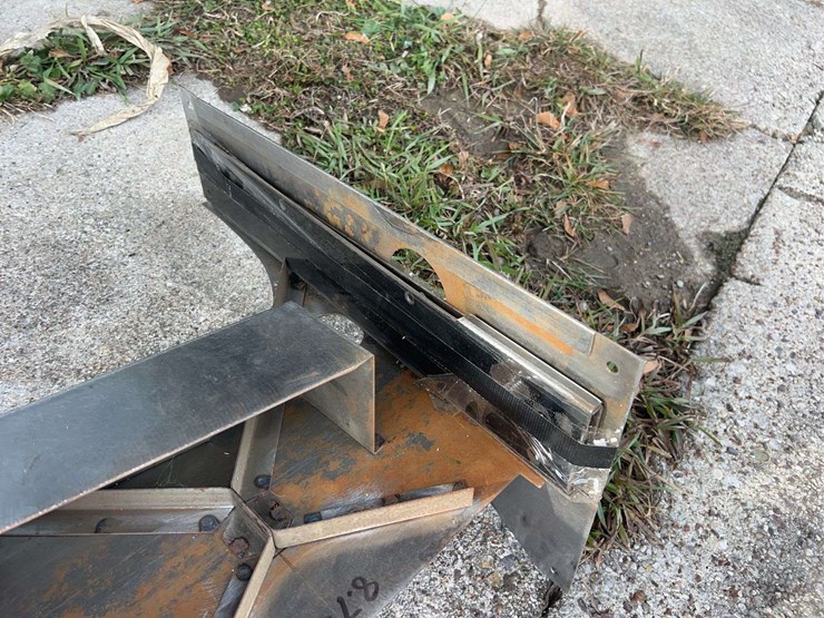 reproduction-john-deere-unstyled-l-hood-and-panel-image-8