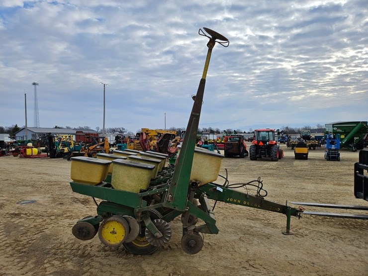 john-deere-7000-image-6