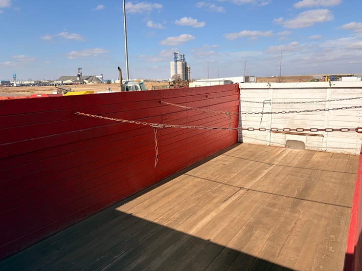 1987-gmc-7000-image-17