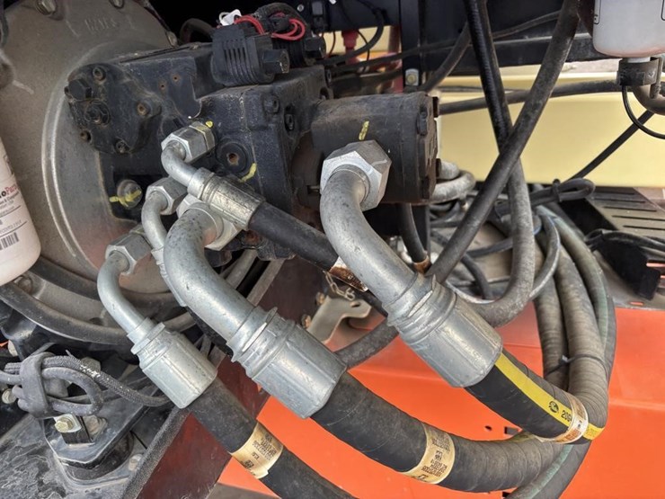 2018-jlg-450aj-image-30