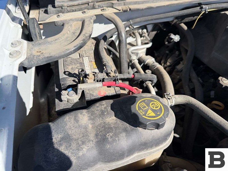 2013-chevrolet-silverado-1500-image-37