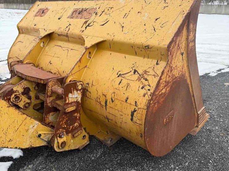 2014-caterpillar-962k-image-11