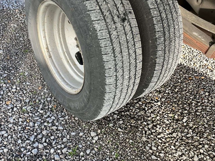 2016-ford-f350-image-13