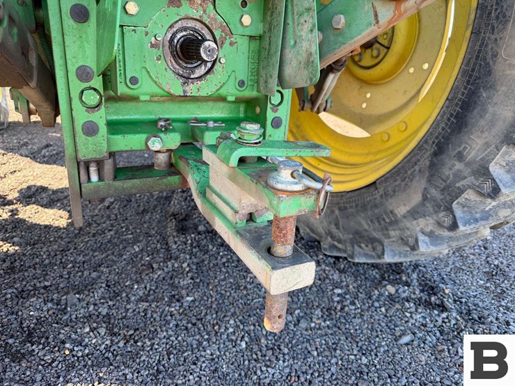 2013-john-deere-6125r-image-29