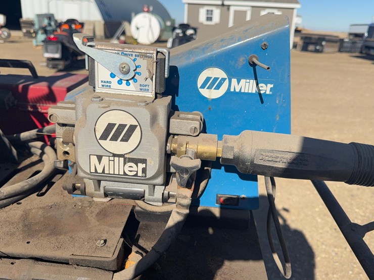 miller-cmt-welder-image-12