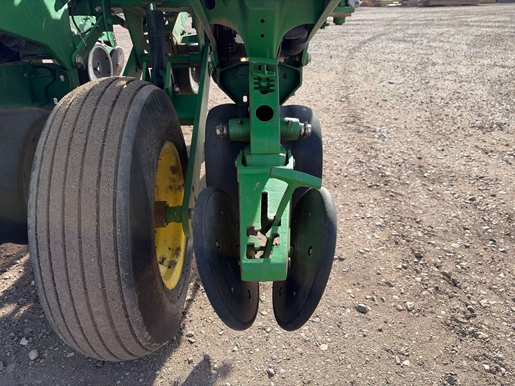 john-deere-1760-image-15