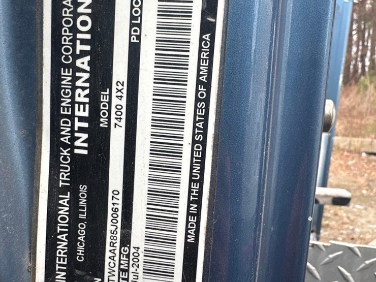 2005-international-7400-image-12