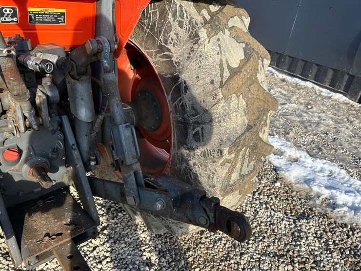 kubota-m7040hd-image-17