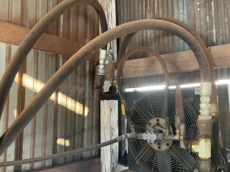 #231-•-hydraulic-oil-cooler-radiator-image-3