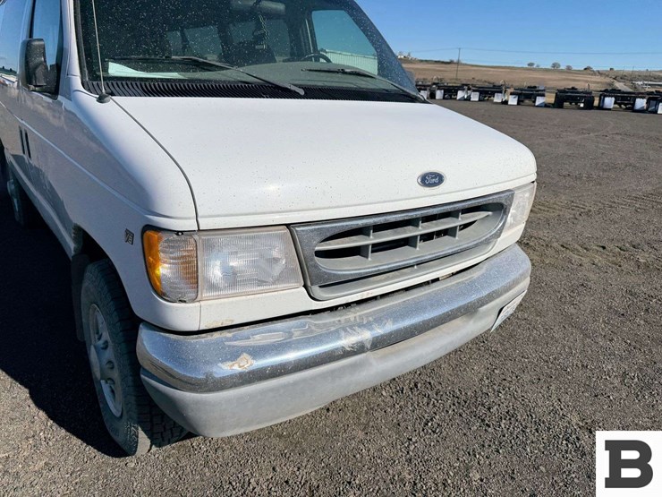 1999-ford-econoline-350-image-9