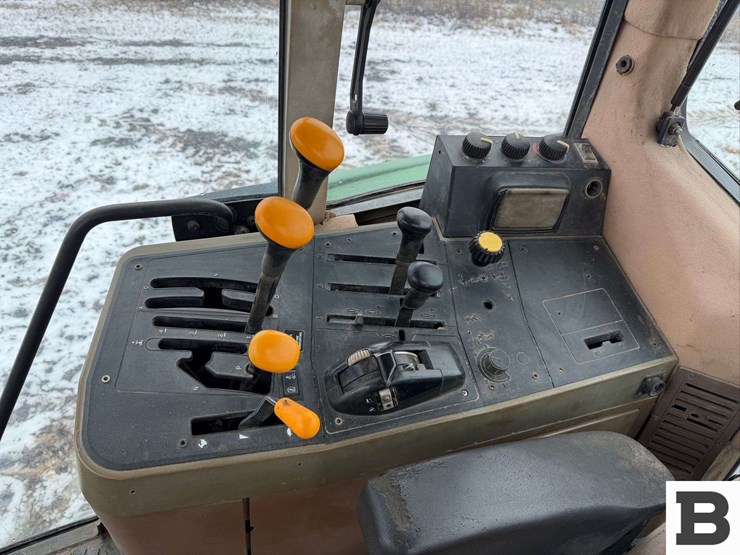 john-deere-6300-image-31