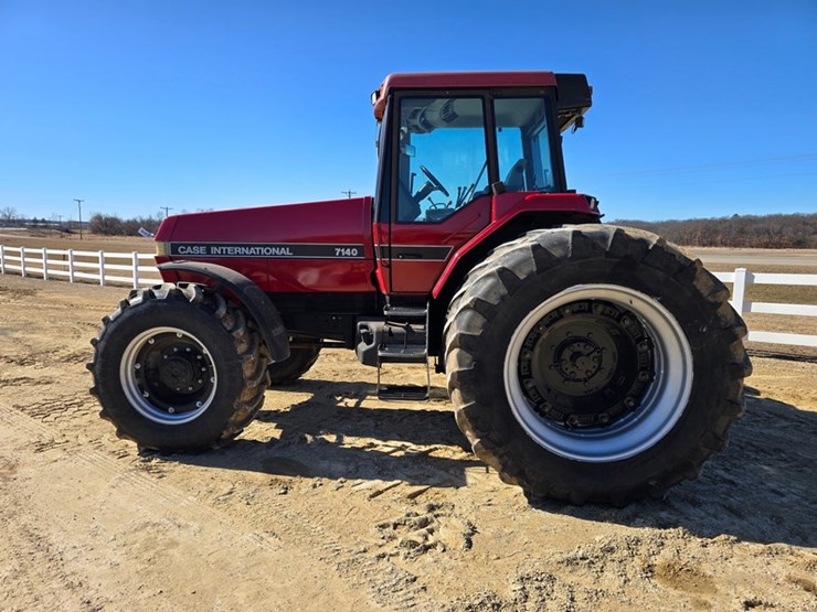 case-ih-7140-image-2