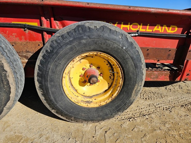 new-holland-185-image-20