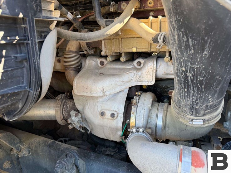 2014-freightliner-cascadia-125-image-49