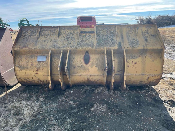 wheel-loader-bucket-image-6