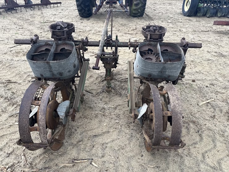 2-row-cole-planters-w/plates-image-4