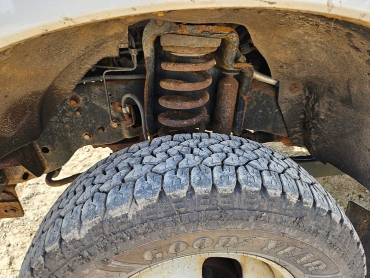 2012-ford-f350-image-12