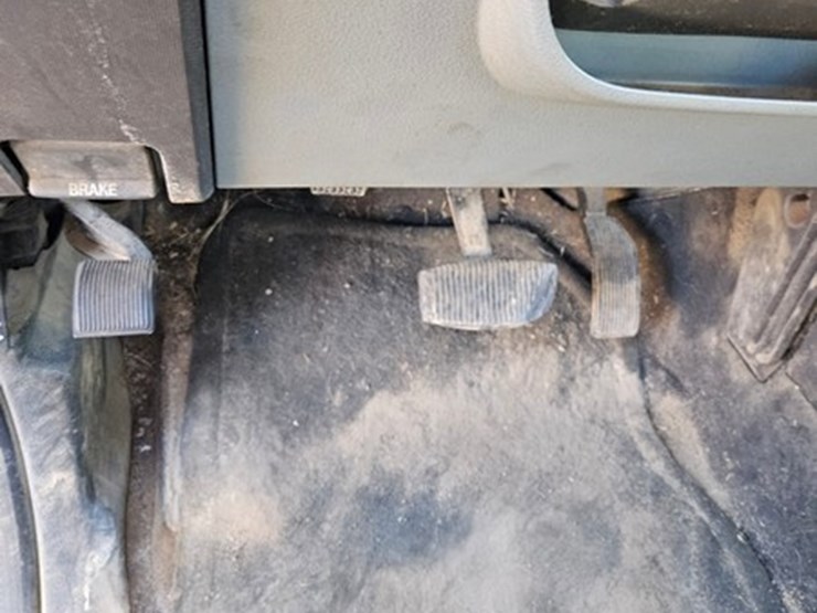 2012-ford-f350-image-21