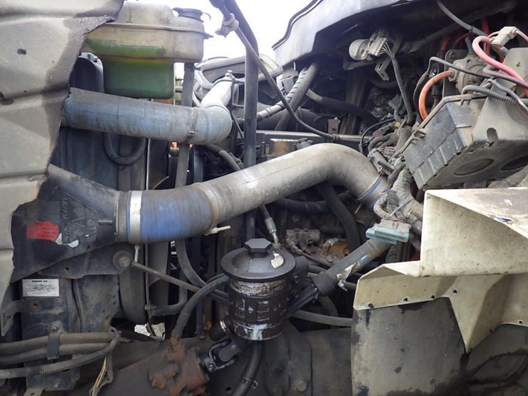 2007-international-7600-image-14