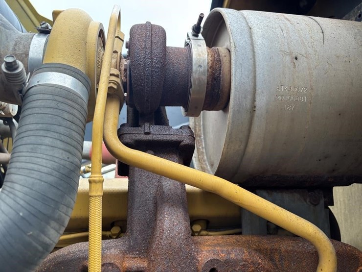 2017-deere-210lep-image-37