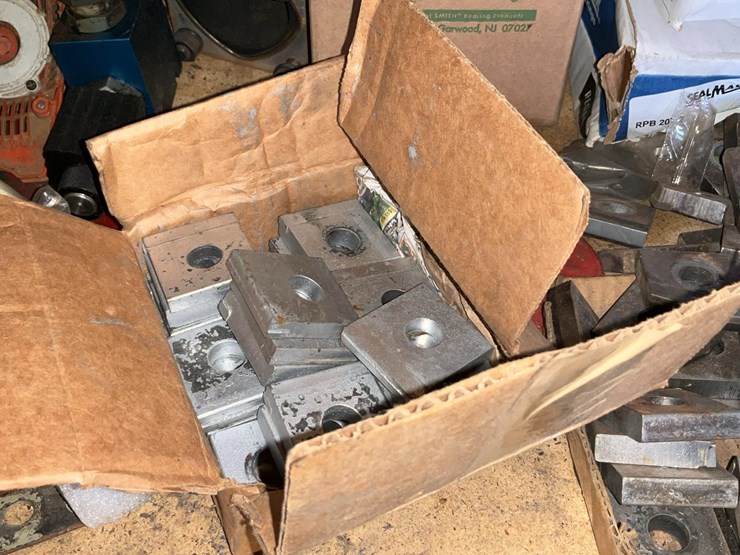 #247-•-parts-for-debarker-plus-misc.-parts-image-14