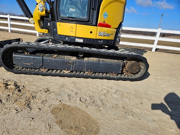 yanmar-vio45-image-14