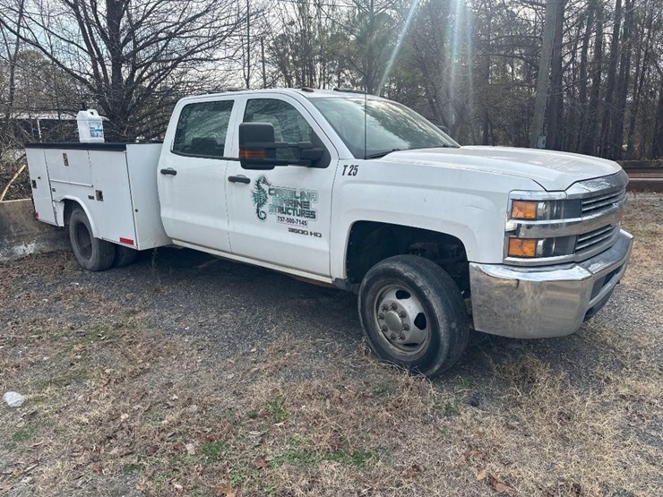 2016-chevrolet-3500hd-image-3