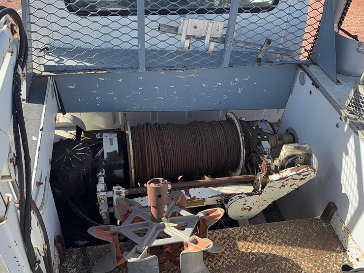 1992-ford-l8000-image-16