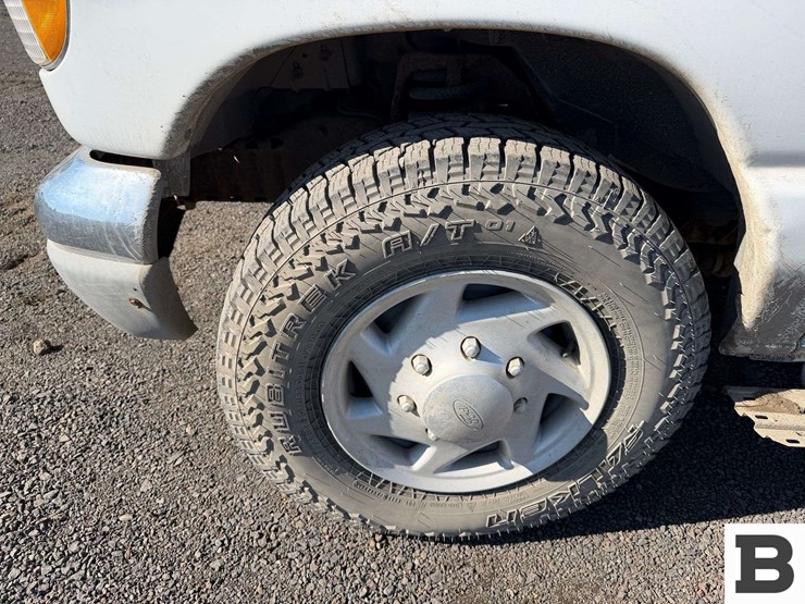 2001-ford-econoline-350-image-11